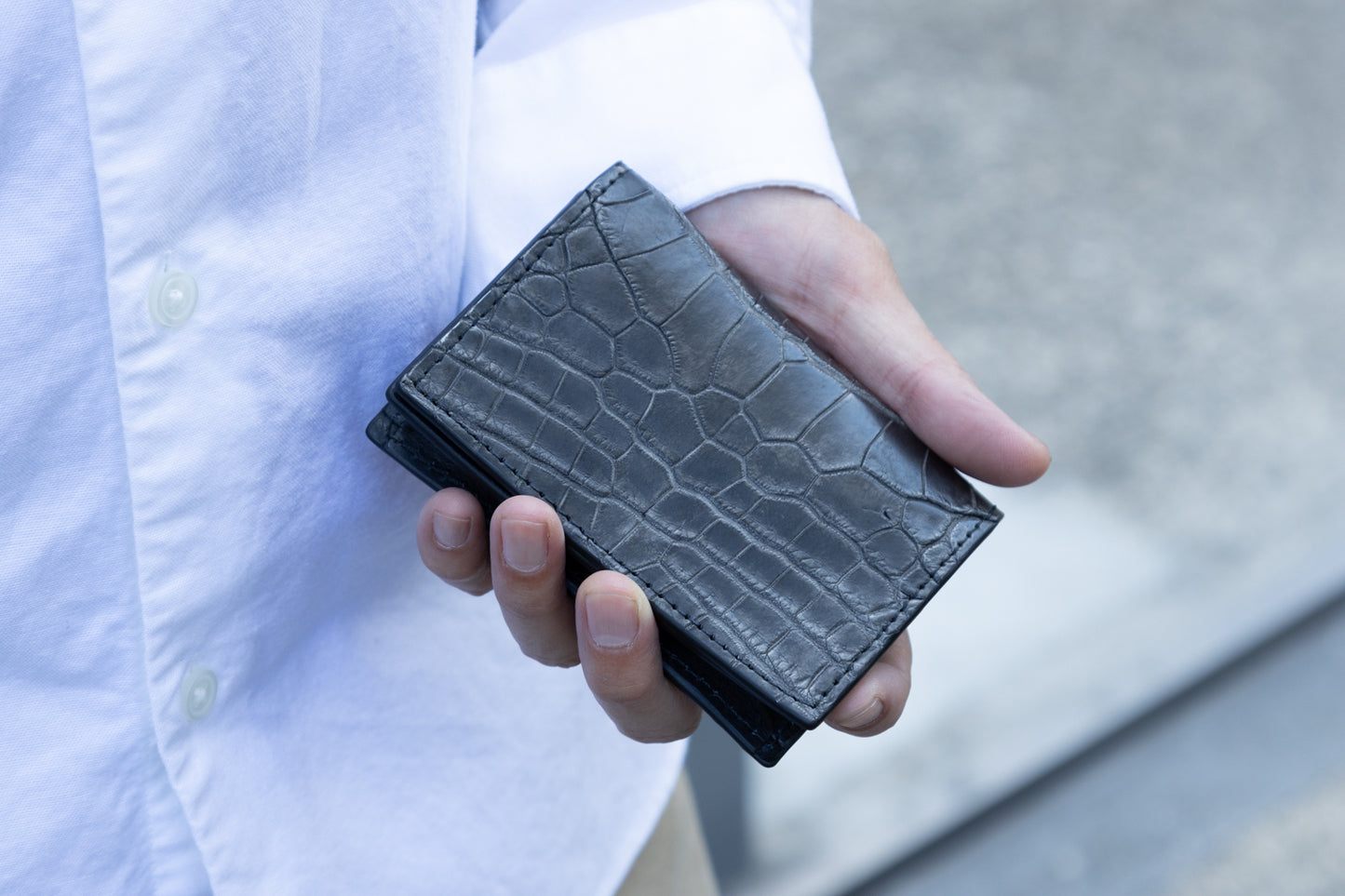 【クロコダイルポロサス】ワニ革墨染カードケース -CARD CASE