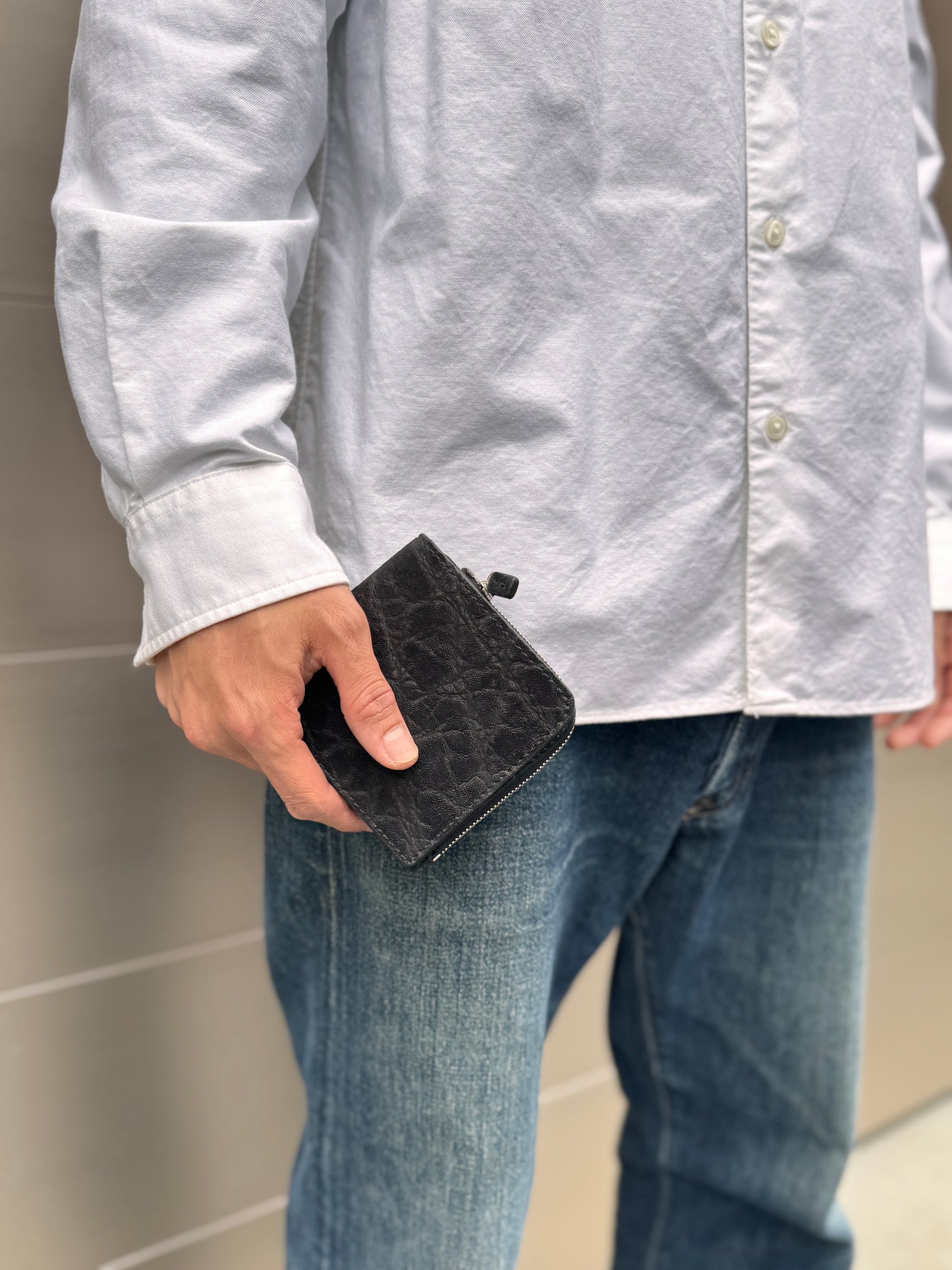 【エレファント】象革二つ折り財布スモール-Black Elephant Small Wallet