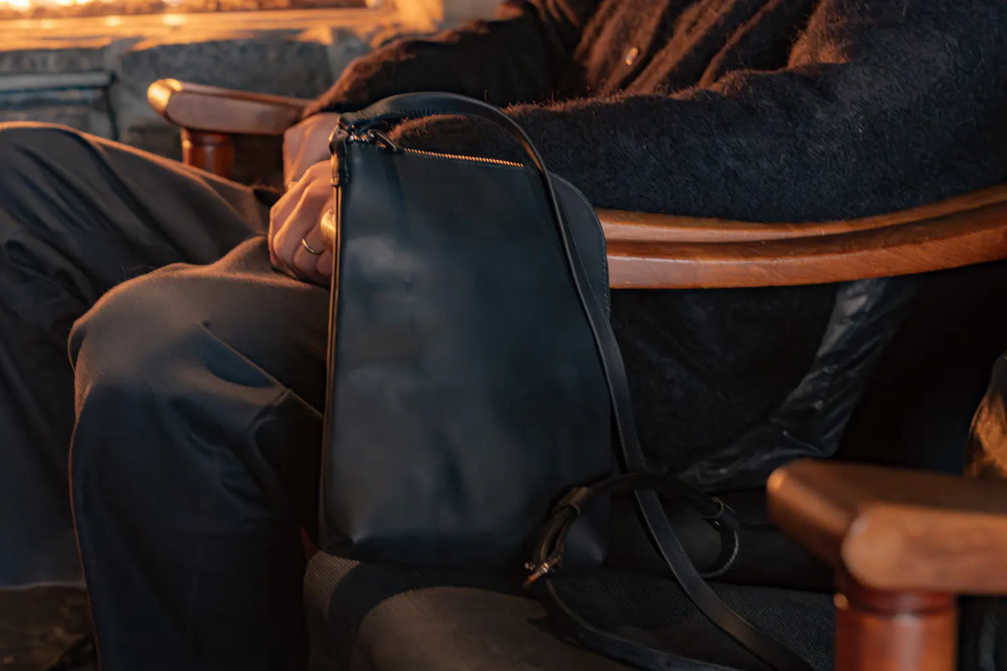 グイディ ショルダーバッグ-GUIDI 250 -Nero-