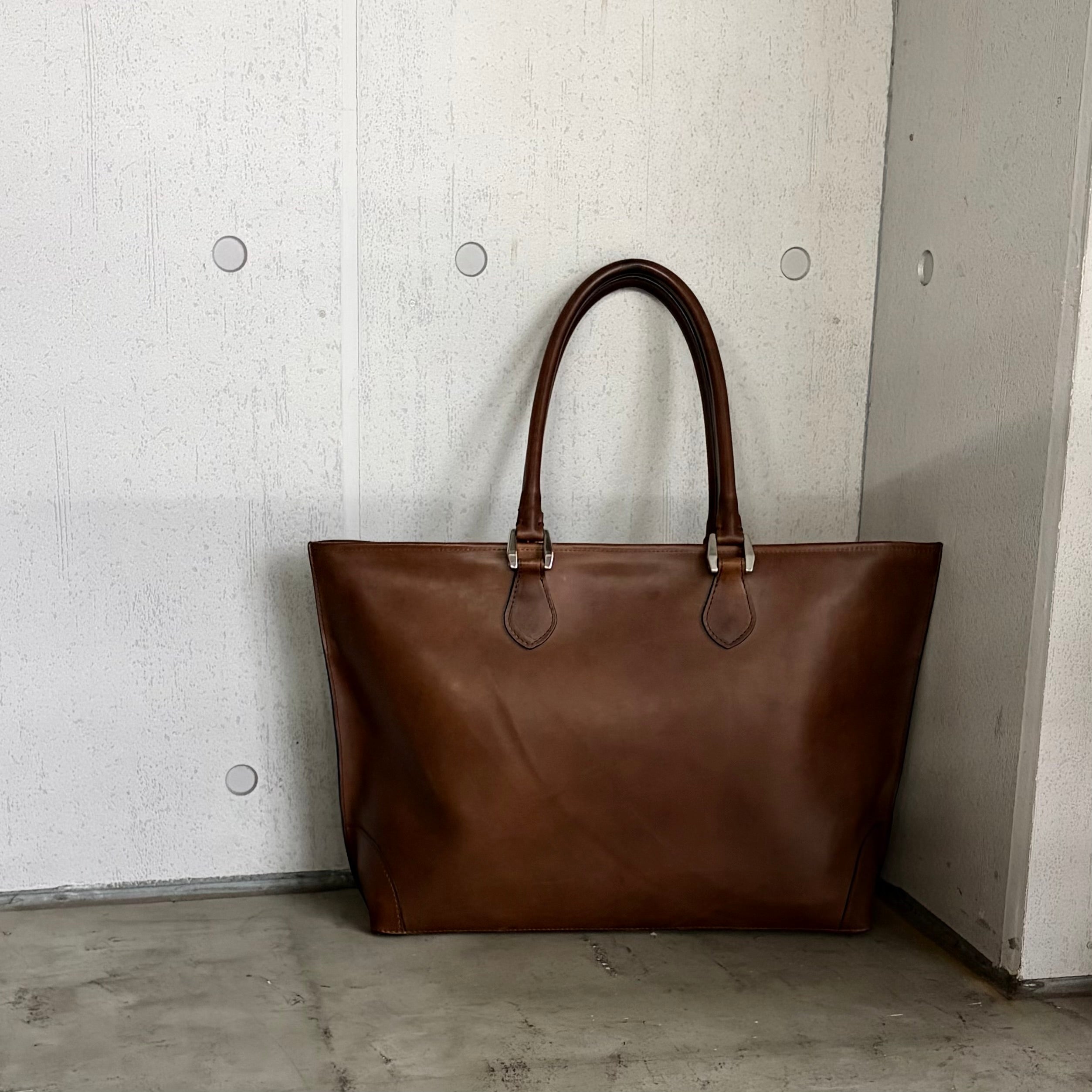 グイディ カーフ トートバッグ-GUIDI 490 -Marrone- – SOTOMI LEATHER