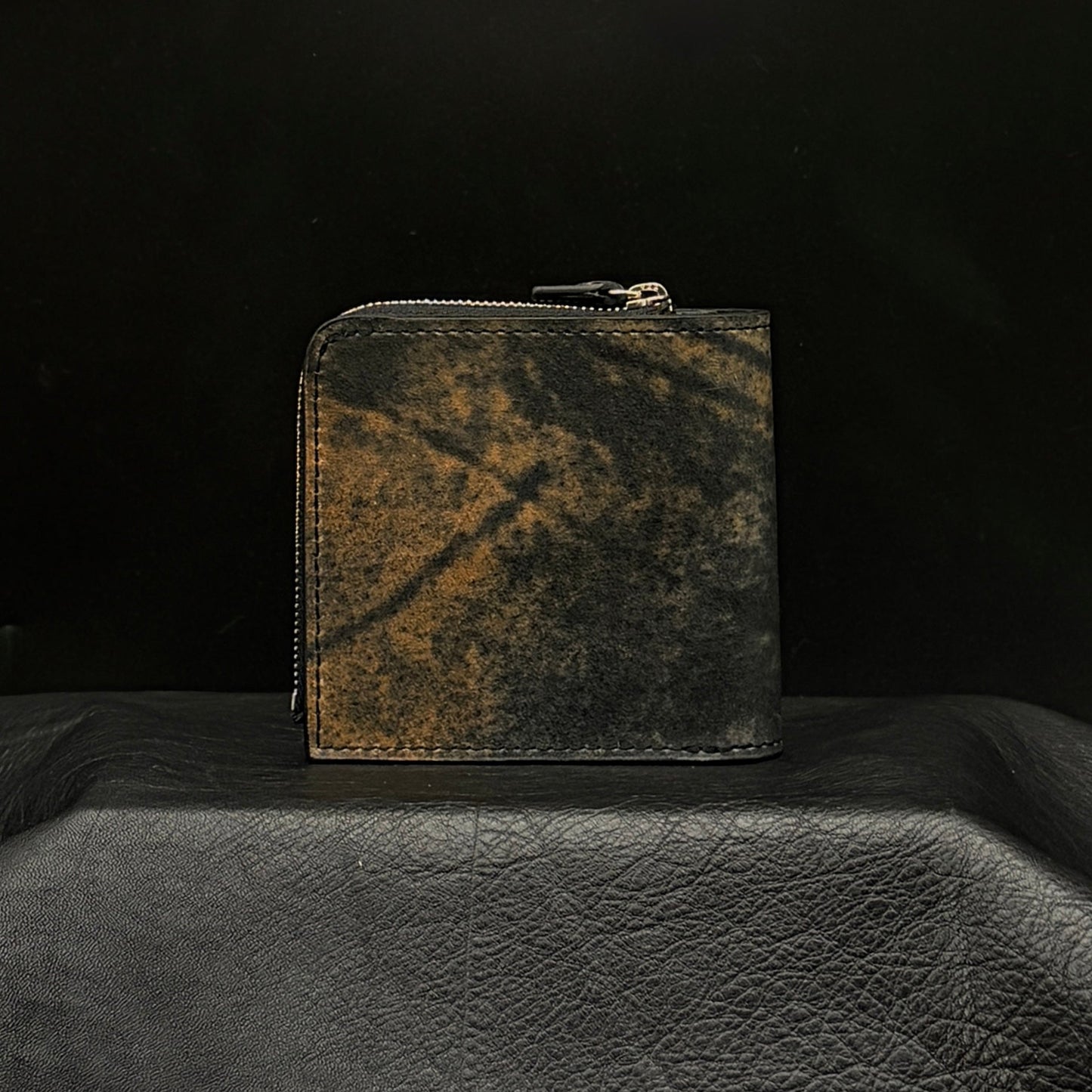 【新喜皮革】コードバン バックサイド二つ折り財布スモール-Cordovan Back Side Small Wallet