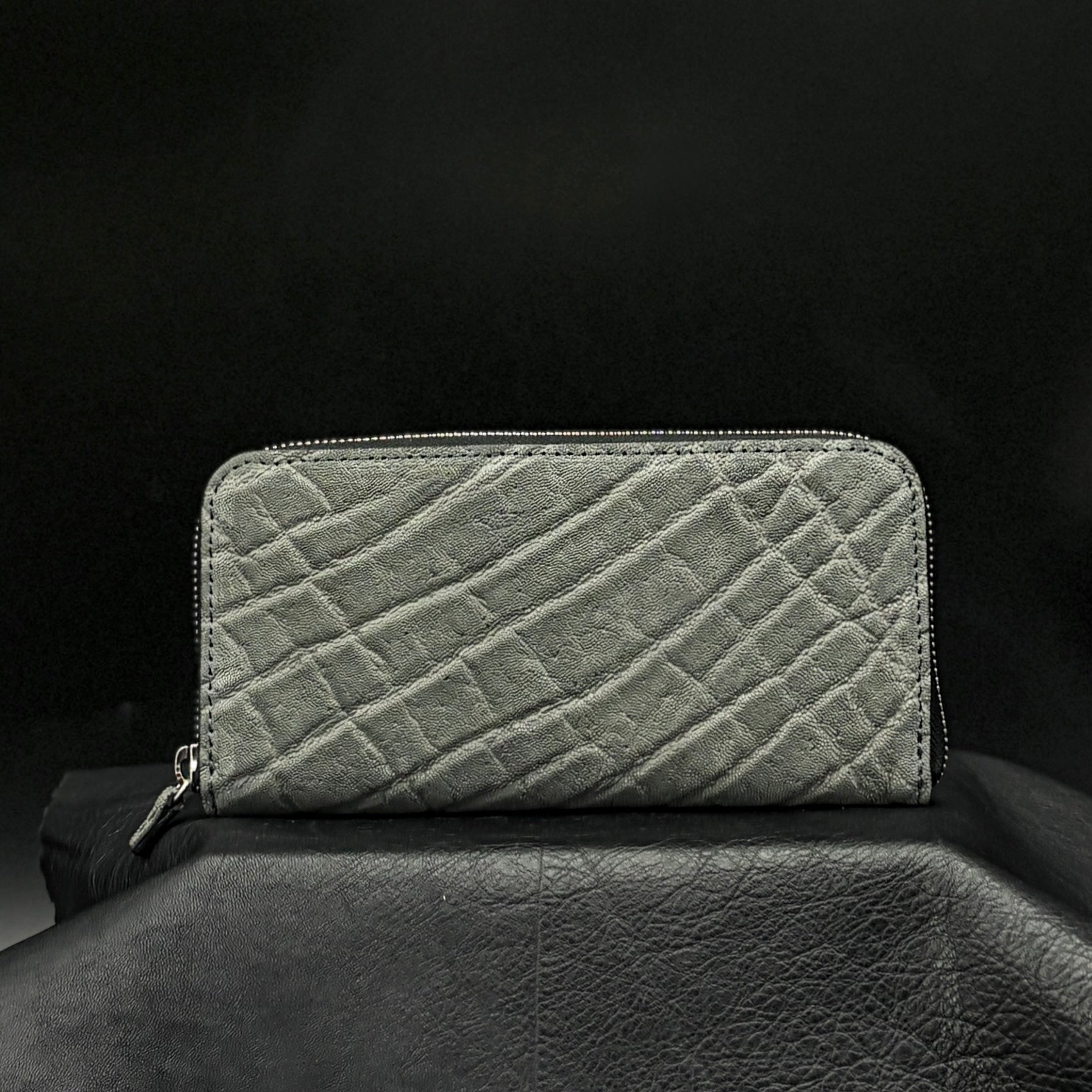 Elephant – SOTOMI LEATHER INDUSTRIAL ARTS