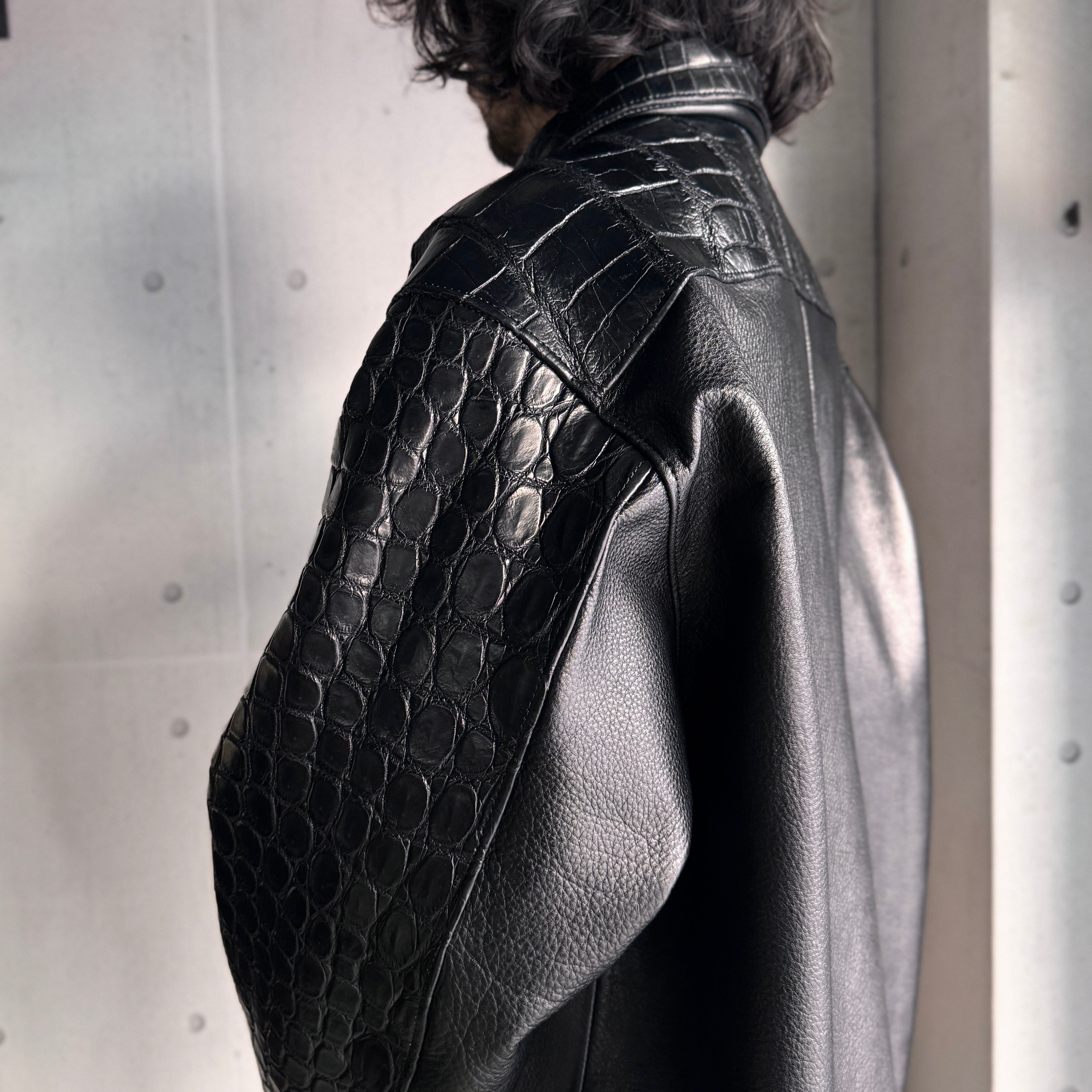 SOTOMI×ATSU CROCODILE POROSUS CAR COAT Type.3【クロコダイル