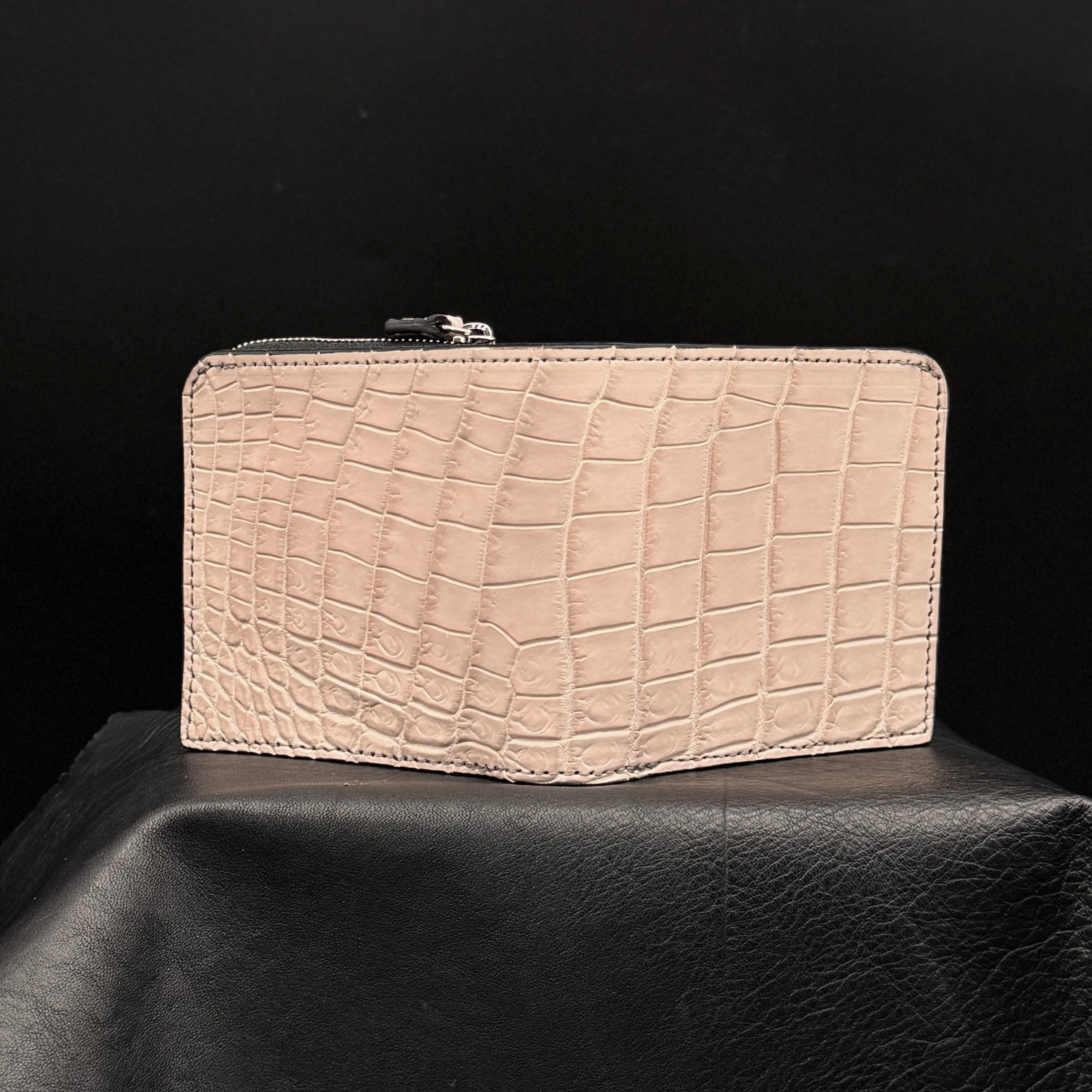 無双クロコダイルソルトウオーターイリエワニポロサスヌバック仕上げ財布 無双クロコダイルソルトウオーターイリエワニポロサスヌバック仕上げ