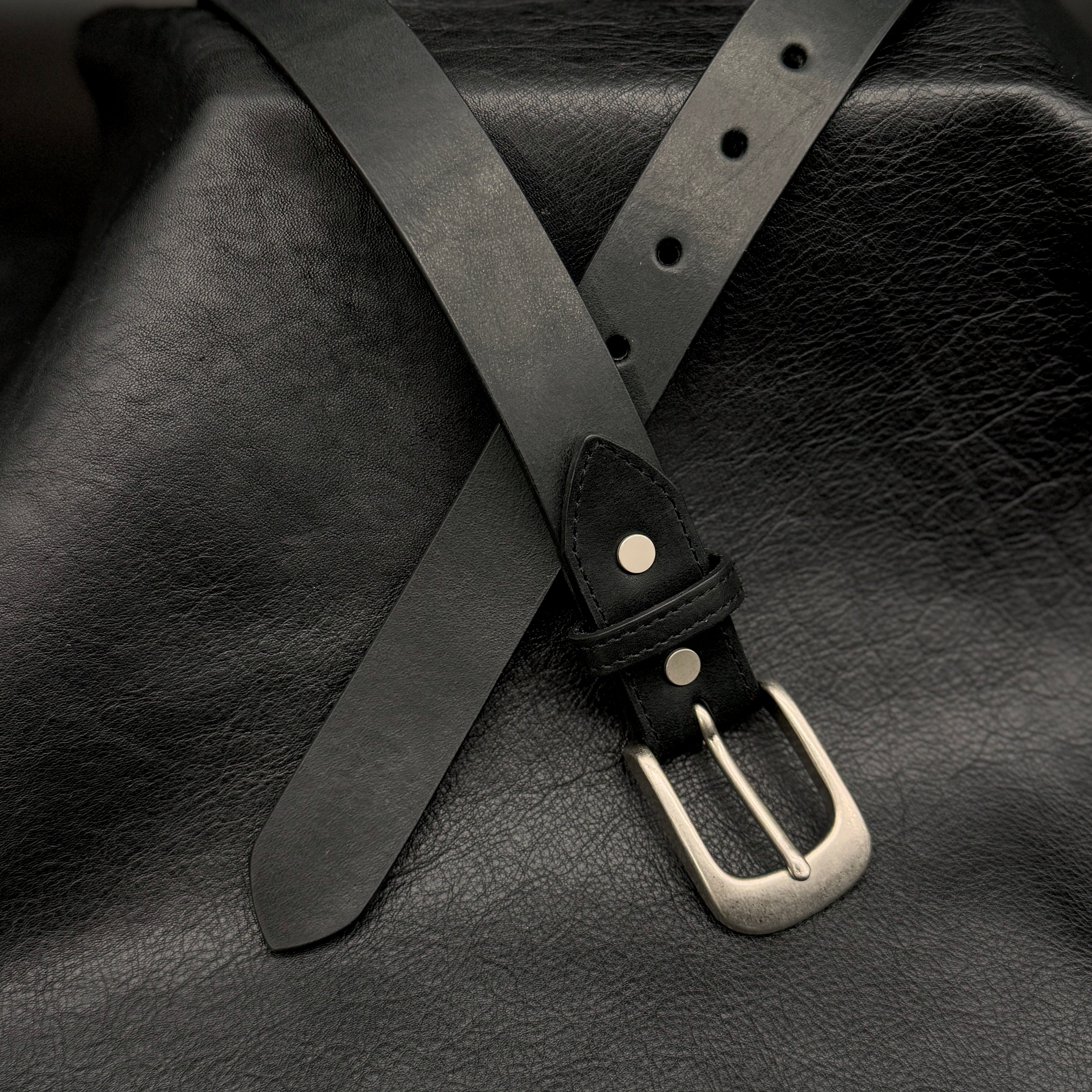 グイディ ステアハイドレザーベルト/ニッケルつや消しバックル-GUIDI