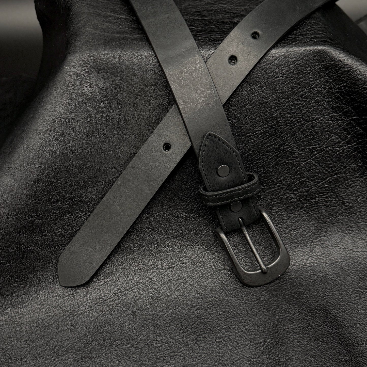 グイディ ステアハイドレザーベルト/ニッケル・ダールバックル -GUIDI Steer hide Leather Belt-